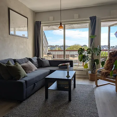 Spacious And Cozy Study With Balcony * Oslo