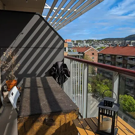 公寓 Spacious And Cozy With Balcony *